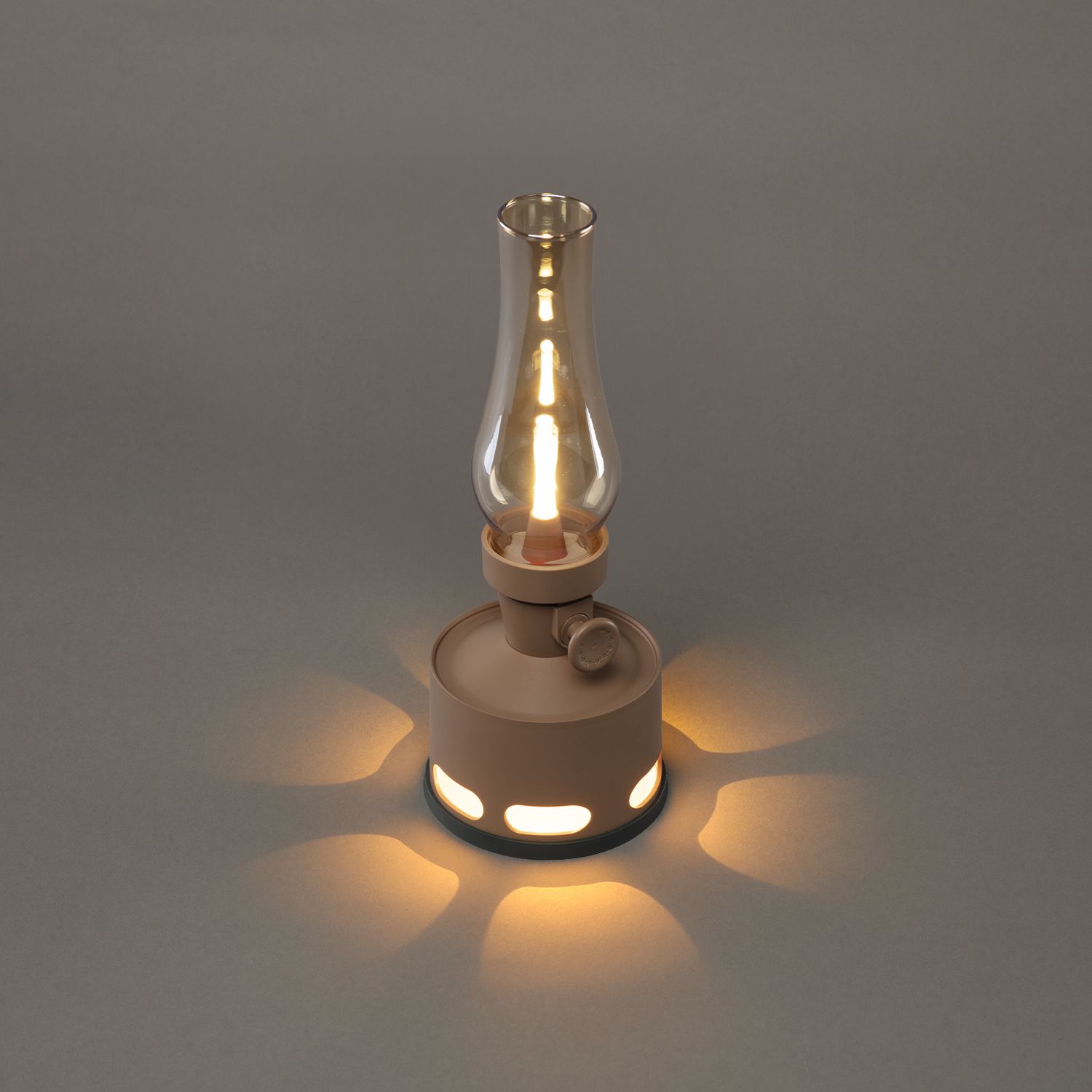 Lanterne LED Ancienne Style Rétro - Charme Nostalgique et Efficacité Énergétique