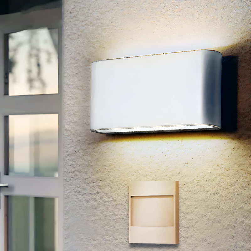 Lampe LED Extérieure Étanche - Éclairage Élégant et Énergétiquement Efficace
