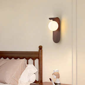 Applique Murale en Noyer Chic - Élégance et Efficacité Énergétique