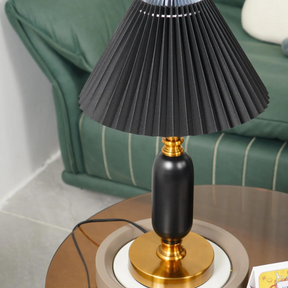 Lampe Industrielle Vintage - Élégance et Lumière Atmosphérique