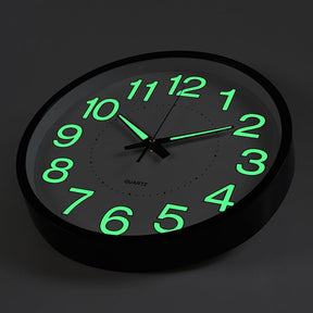 Horloge Murale Silencieuse Rétroéclairée - Design Élégant et Ambiance Apaisante