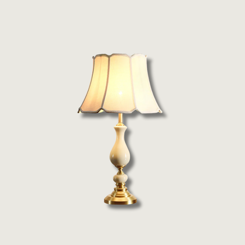 Lampe de Table en Céramique et Laiton - Élégance Intemporelle et Matériaux Premium