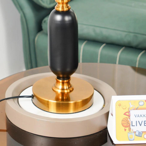 Lampe Industrielle Vintage - Élégance et Lumière Atmosphérique