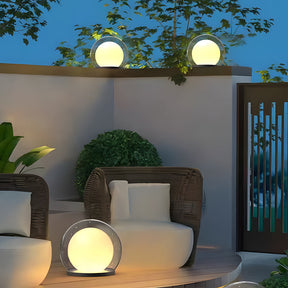 Lampe Solaire Moderne pour Extérieur - Design Résistant aux Intempéries et Élégant