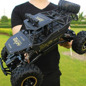 Camion Monstre RC Tout-Terrain - Moteur Haute Performance et Conduite Robuste