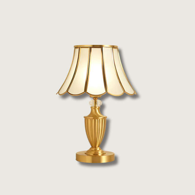 Lampe de Table Minimaliste Dorée - Élégance et Charme Vintage Intemporel