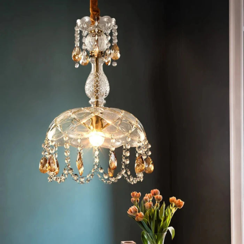 Lustre en Cristal de Luxe - Artisanat Unique et Design Élégant