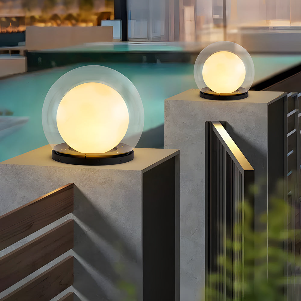 Lampe Solaire Moderne pour Extérieur - Design Résistant aux Intempéries et Élégant