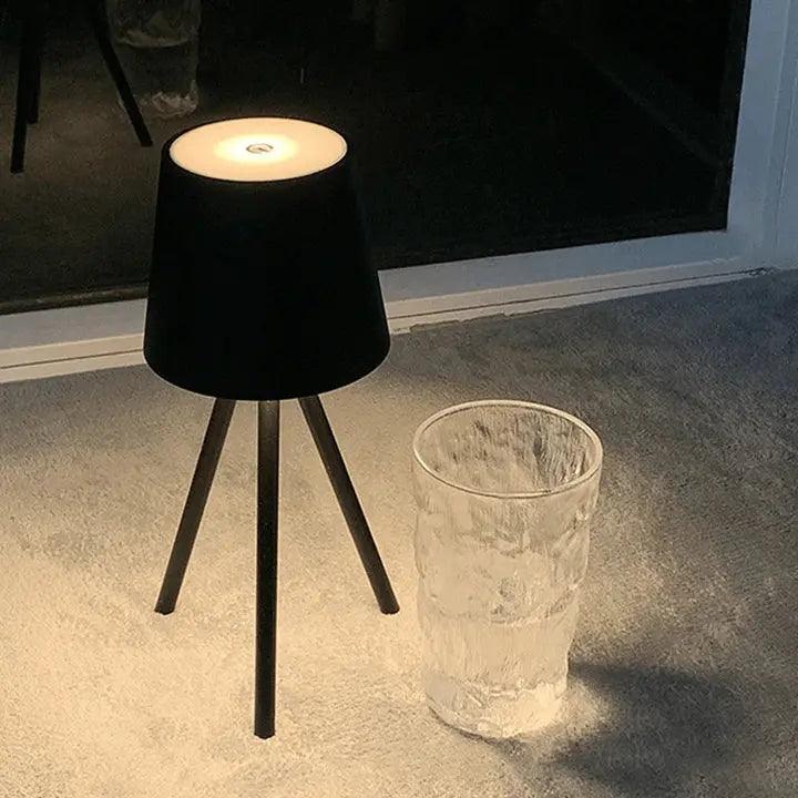 Lampe de Table Minimaliste Sans Fil - Design Élégant et Fonctionnalité Pratique