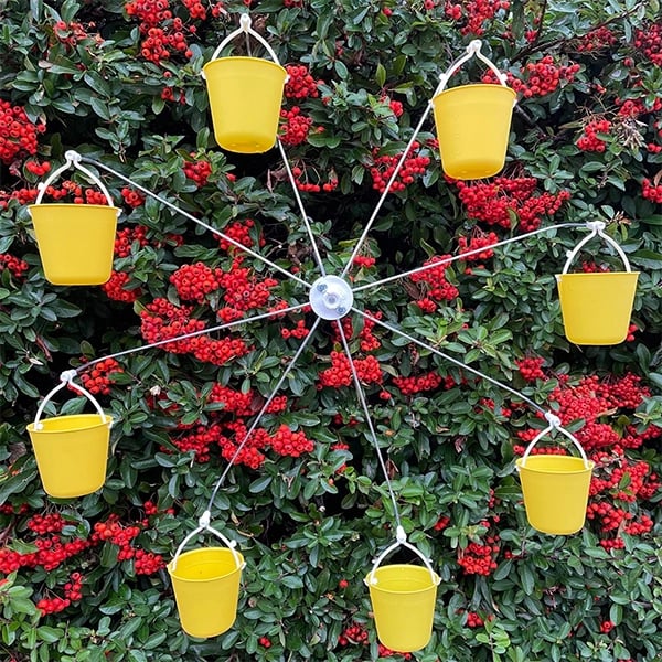 Nourrisseur à Oiseaux en Métal Jaune - Design Unique et Résistant aux Intempéries