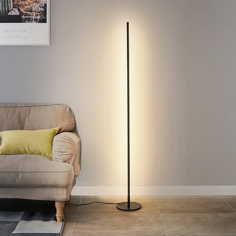 Lampe sur Pied LED - Contrôle Sans Fil et Ambiance Personnalisable