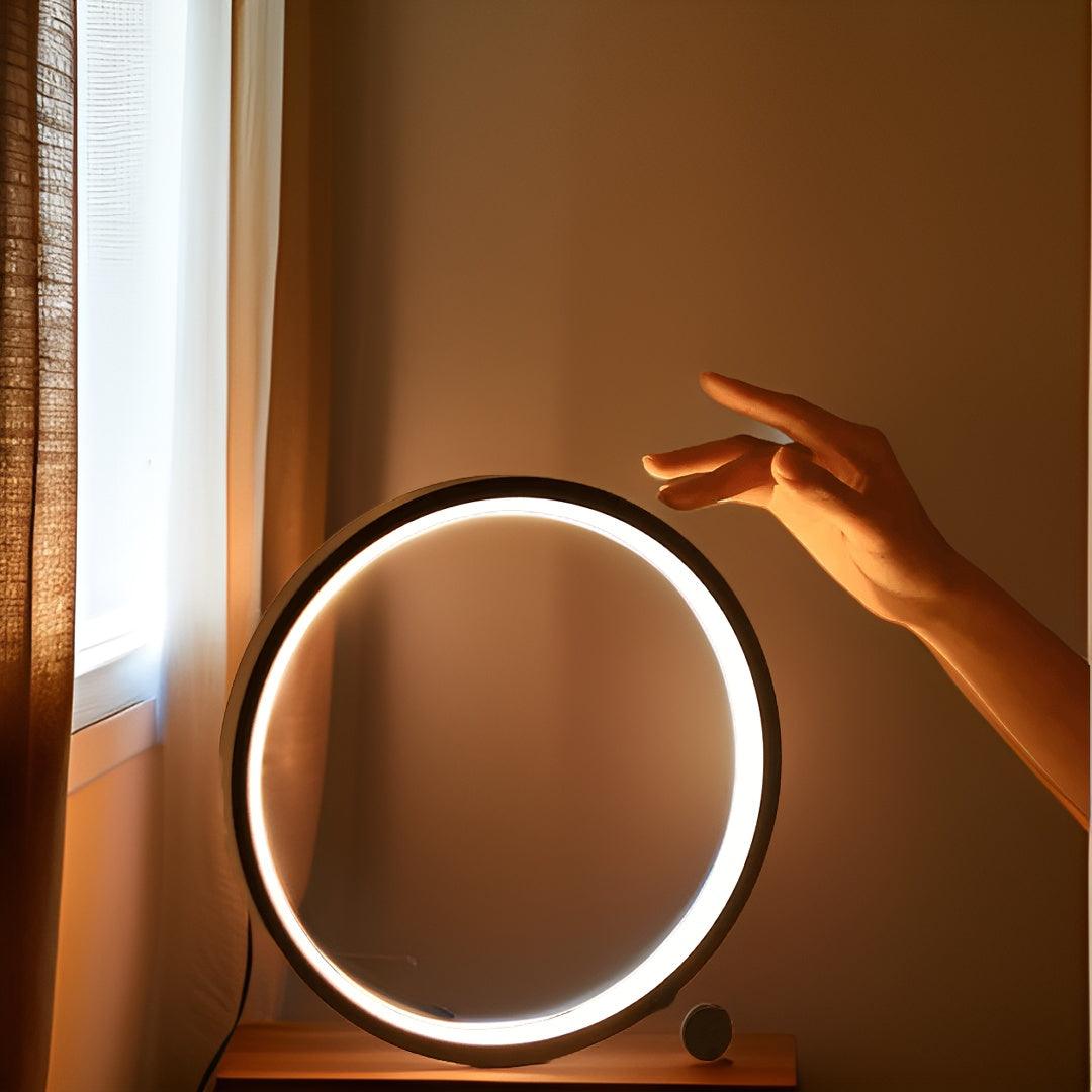 Lampe de Table Circulaire Tactile - Design Élégant et Rechargeable USB