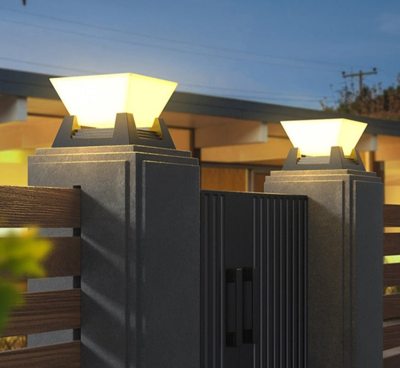 Lampe Murale Solaire LED - Éclairage Intelligent et Économique