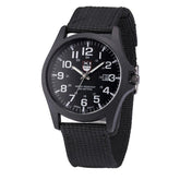 Montre Militaire Résistante à l'Eau - Cadran Éclairé et Chronomètre Multifonction