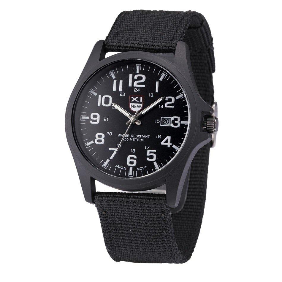 Montre Militaire Résistante à l'Eau - Cadran Éclairé et Chronomètre Multifonction