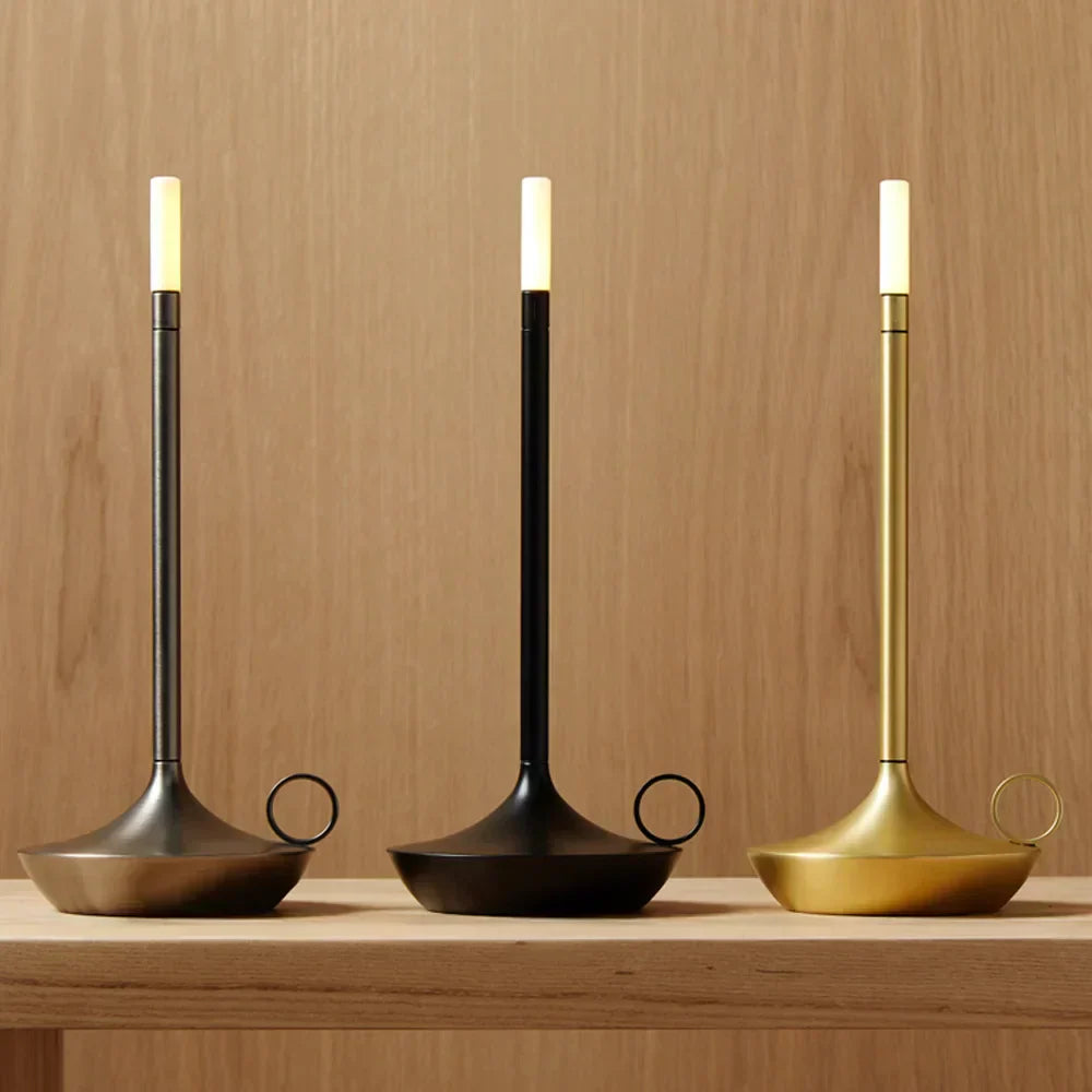 Lampe de Bureau LED USB - Design Compact et Énergétiquement Efficace