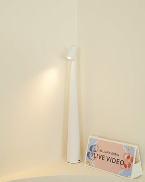 Lampe de Bureau Rechargeable LED - Écologique et Énergétiquement Efficace