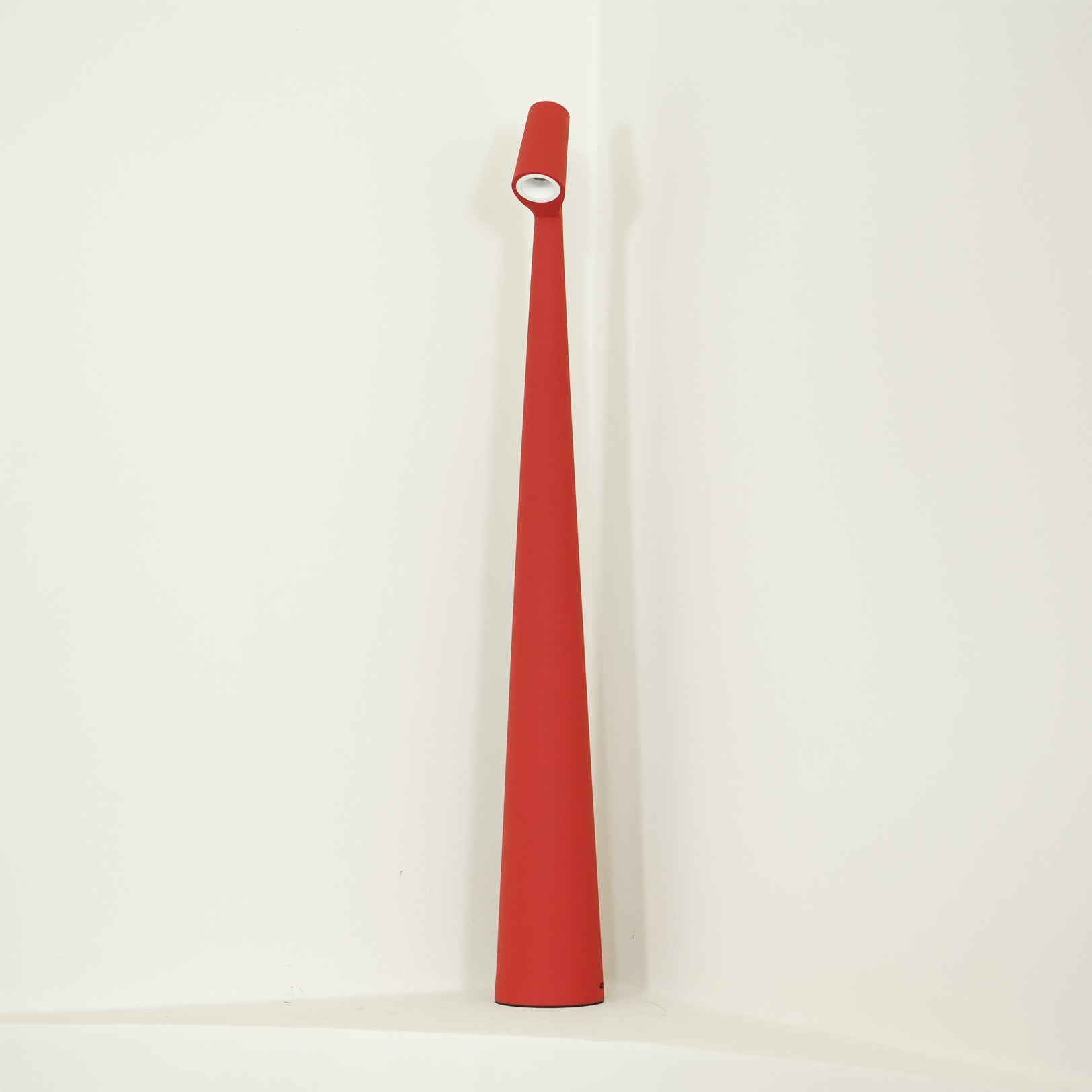 Lampe de Bureau Rechargeable LED - Écologique et Énergétiquement Efficace