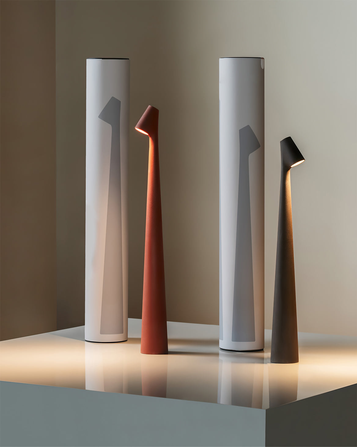 Lampe de Bureau Rechargeable LED - Écologique et Énergétiquement Efficace