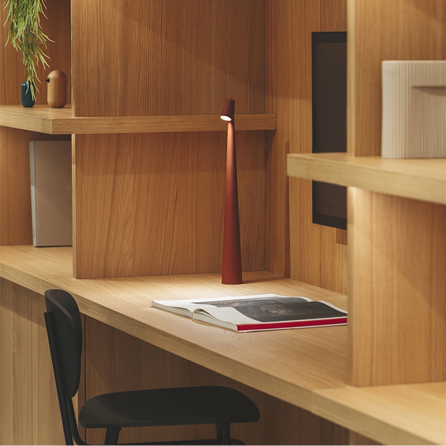 Lampe de Bureau Rechargeable LED - Écologique et Énergétiquement Efficace