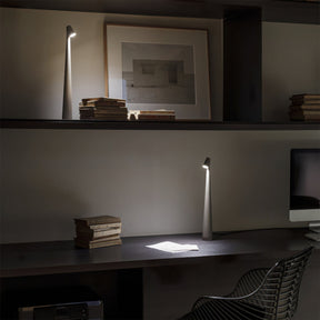 Lampe de Bureau Rechargeable LED - Écologique et Énergétiquement Efficace