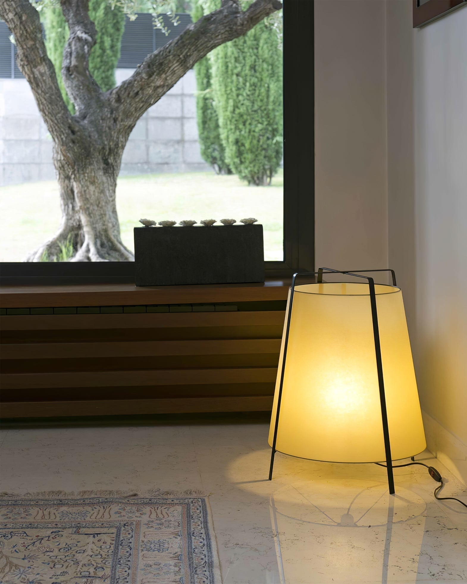 Lampe de Table Japonaise - Esthétique Élégante et Ambiance Apaisante