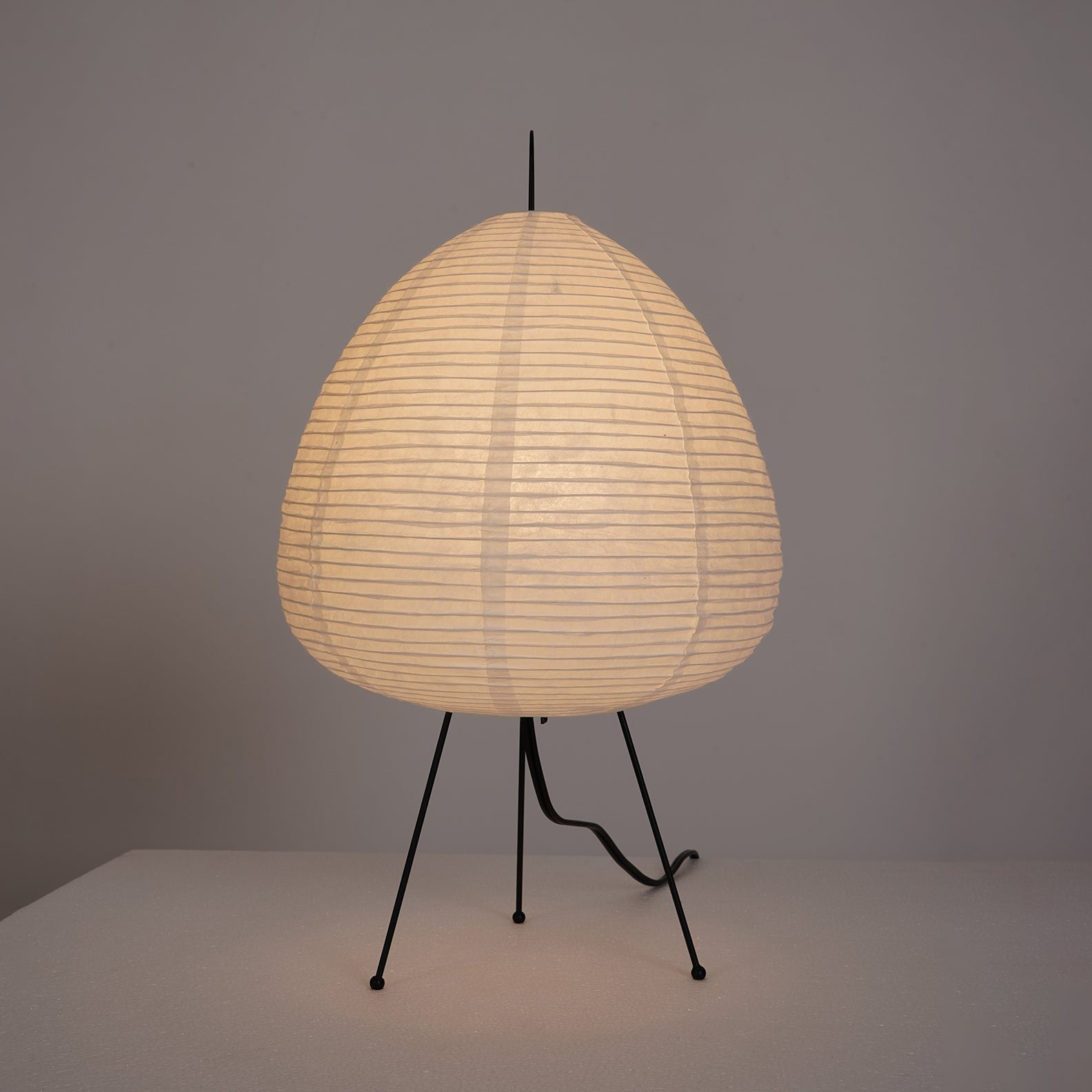 Lampe de Bureau en Papier de Riz - Ambiance Japonaise Sereine et Élégante