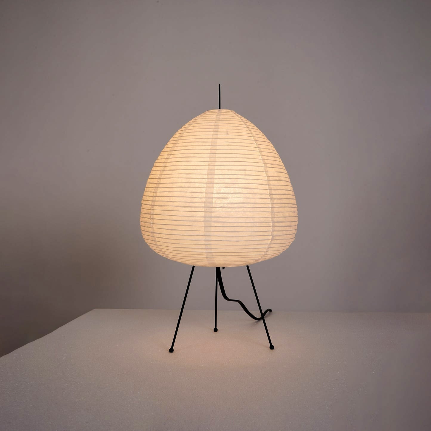 Lampe de Bureau en Papier de Riz - Ambiance Japonaise Sereine et Élégante