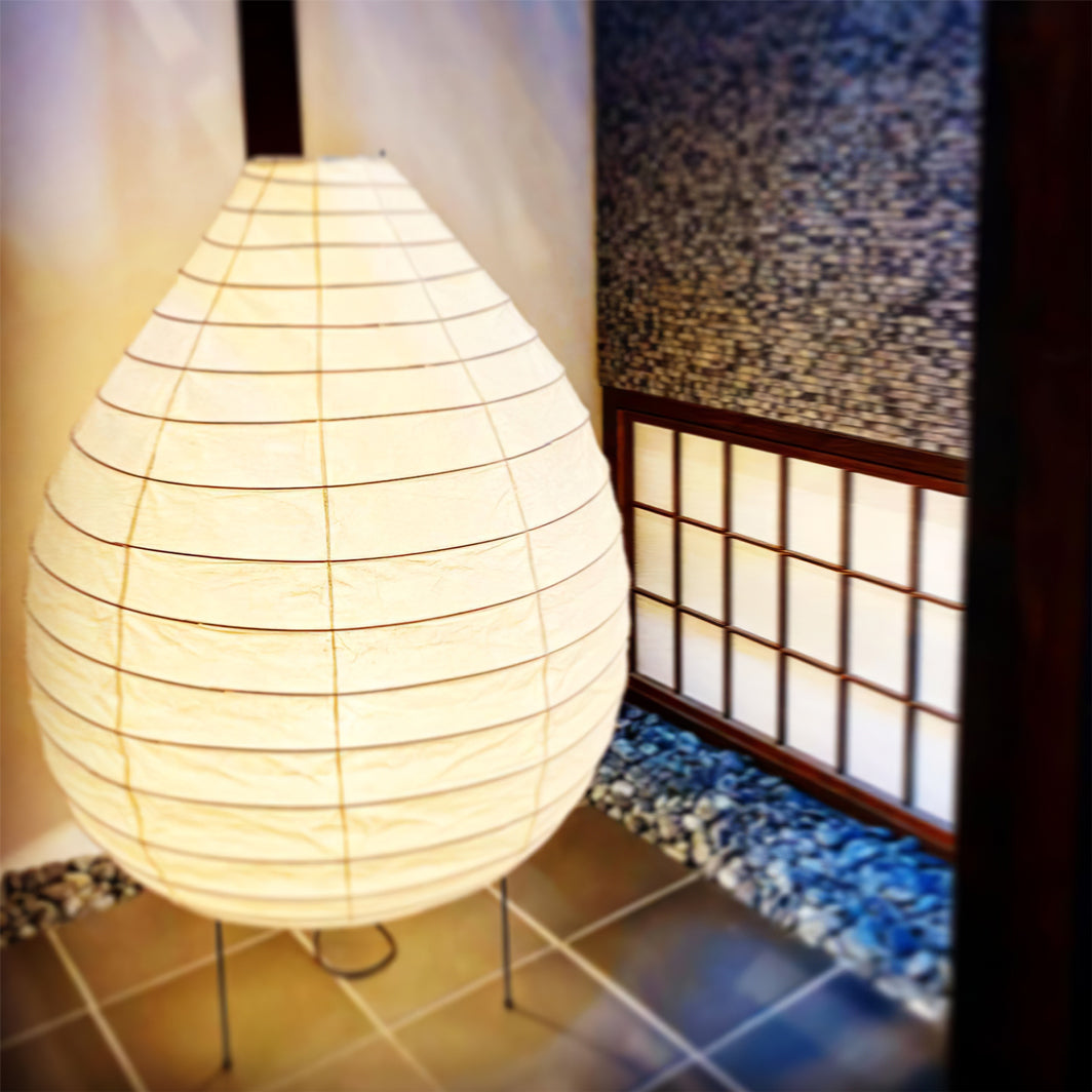 Lampe de Table en Papier de Mûrier - Design Élégant et Atmosphérique