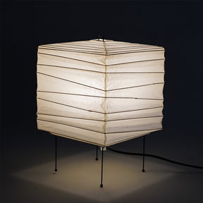 Lampe en Papier de Mûrier - Design Organique et Artisanat Raffiné