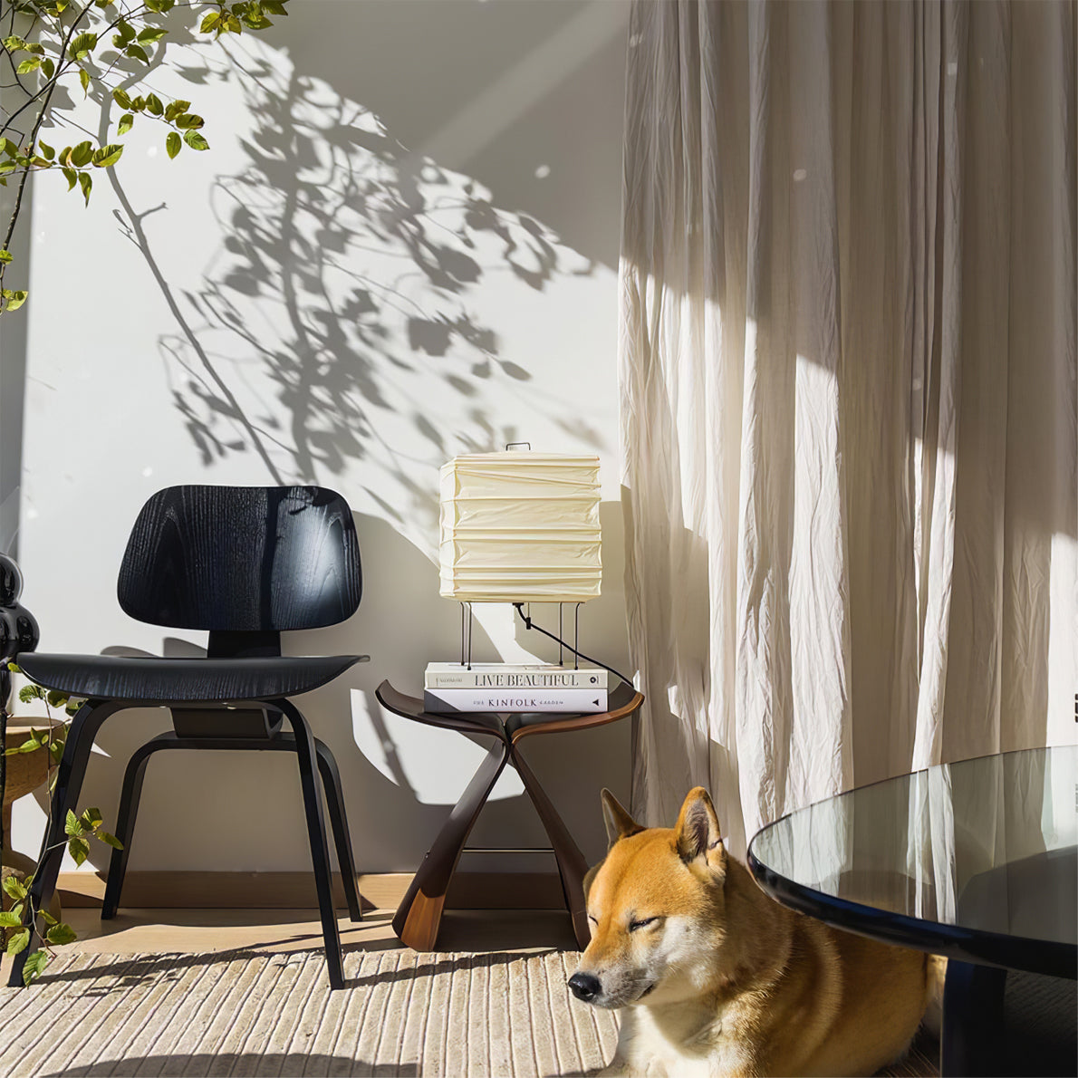 Lampe en Papier de Mûrier - Design Organique et Artisanat Raffiné