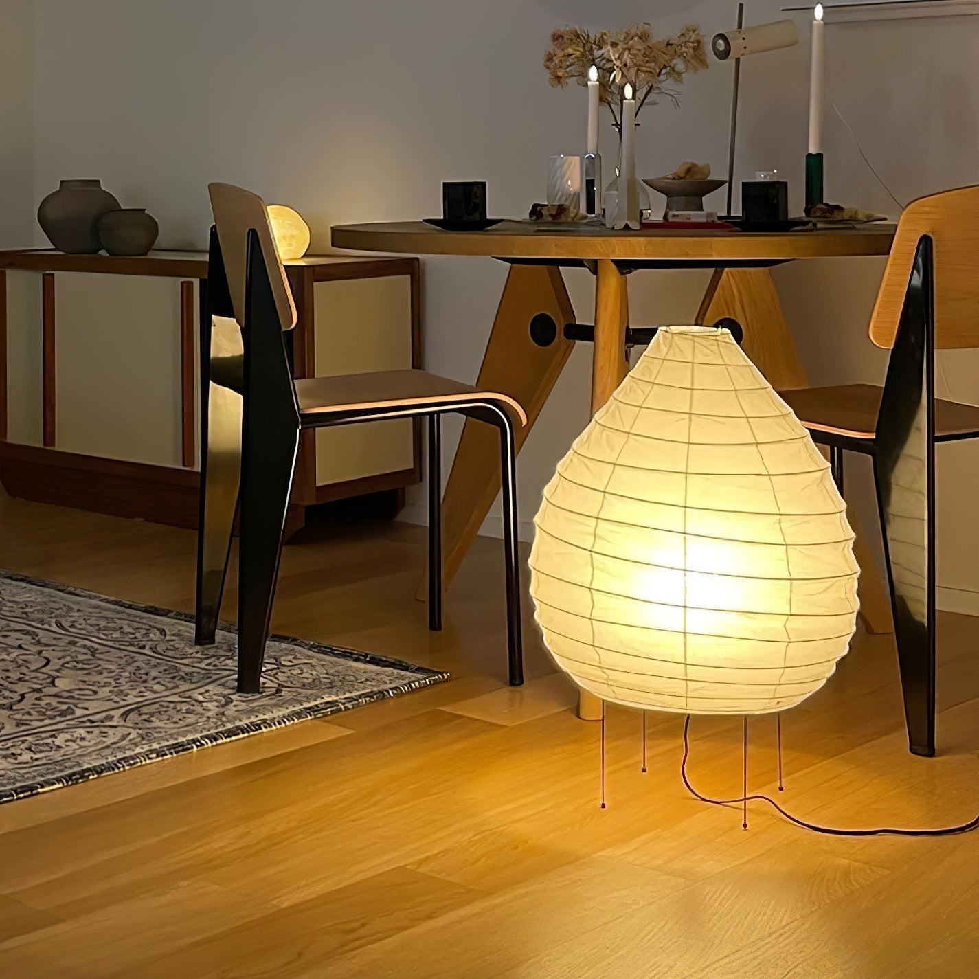 Lampe de Table en Papier de Mûrier - Design Élégant et Atmosphérique