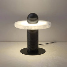 Lampe en Albâtre Translucide - Éclat Élégant et Design Futuriste