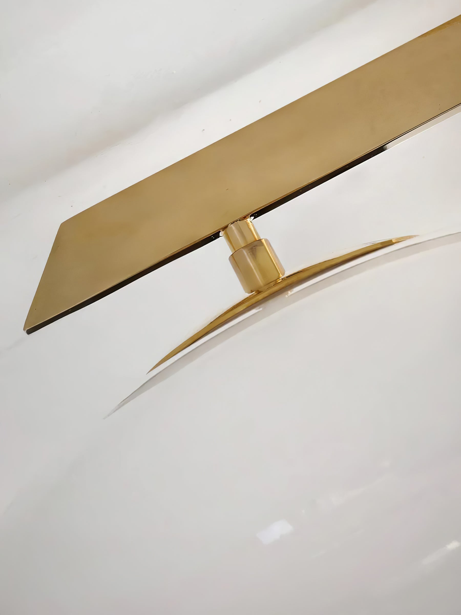 Plafonnier Art Déco en Verre - Élégance et Style pour Intérieur