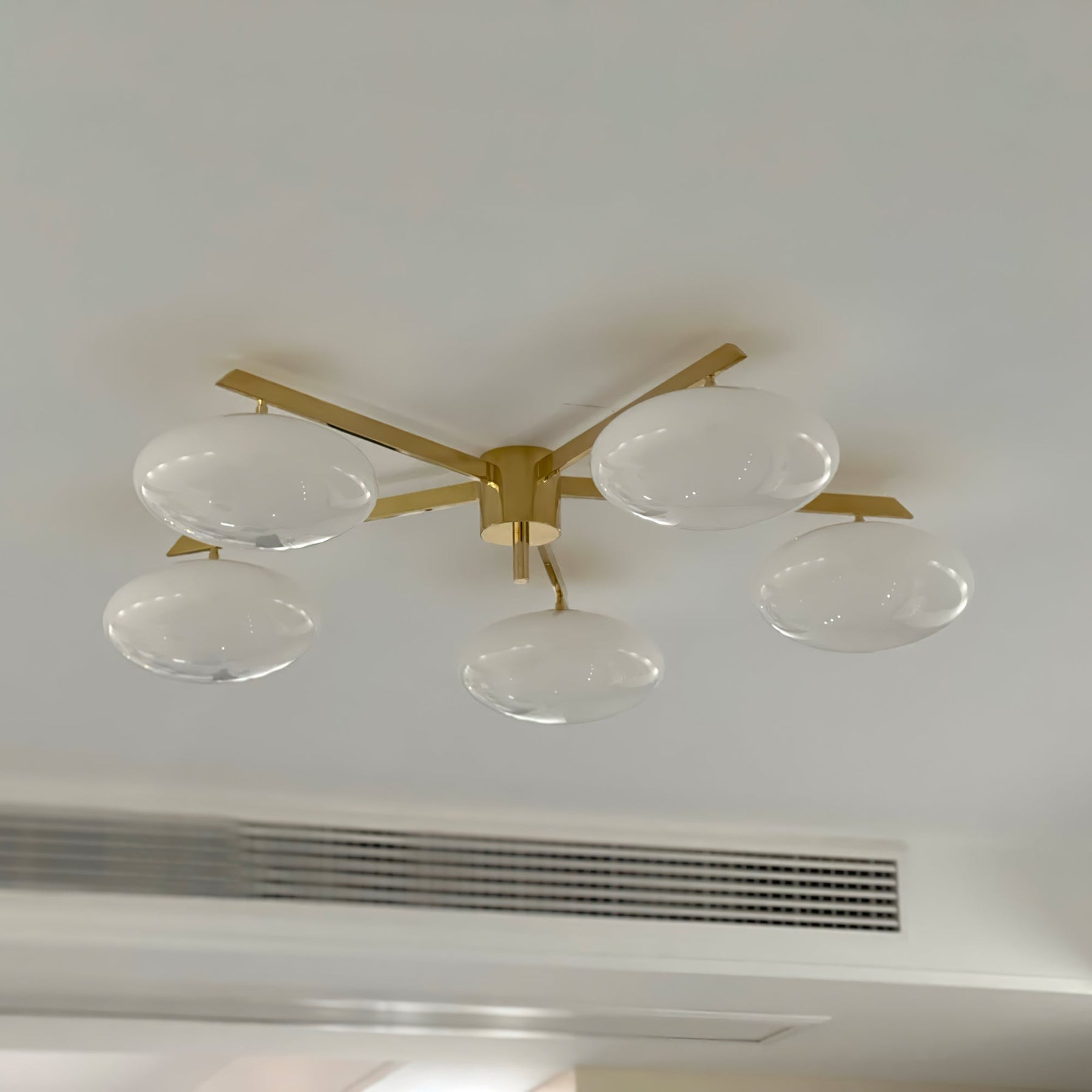 Plafonnier Art Déco en Verre - Élégance et Style pour Intérieur