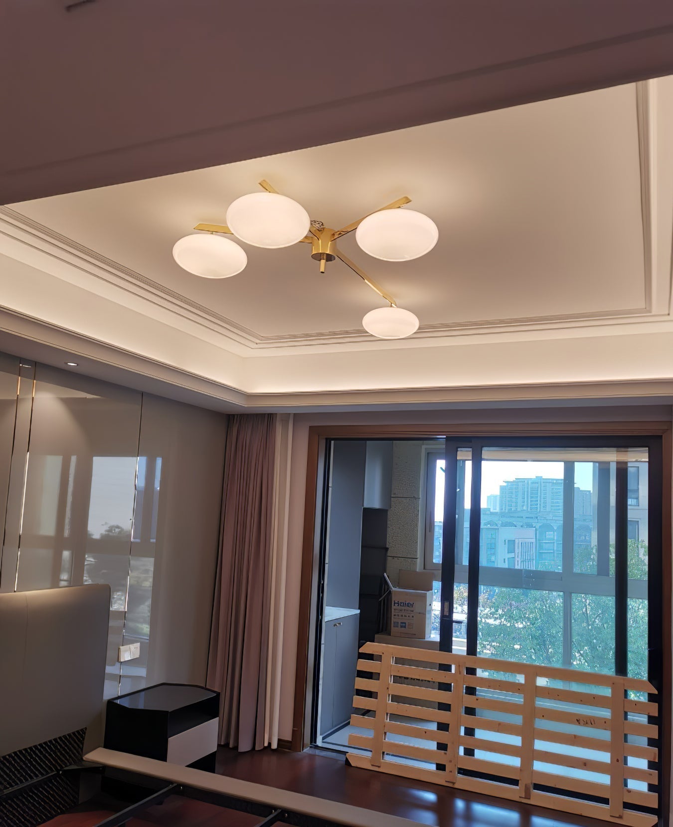 Plafonnier Art Déco en Verre - Élégance et Style pour Intérieur