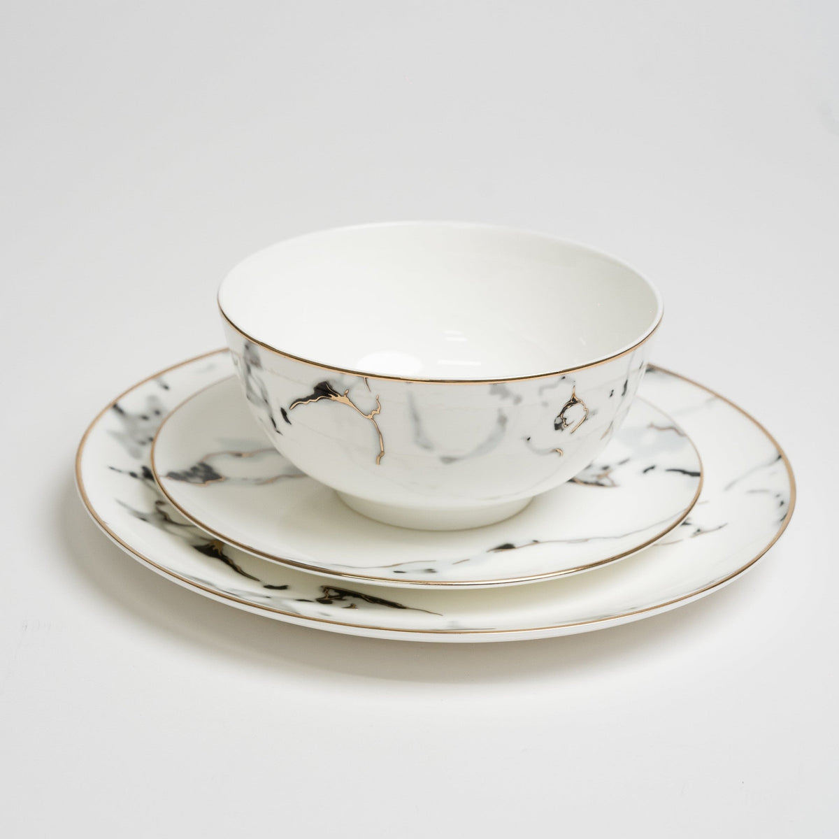 Assiettes en Marbre de Luxe - Élégance Intemporelle pour Votre Table