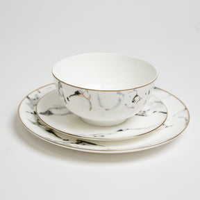 Assiettes en Marbre de Luxe - Élégance Intemporelle pour Votre Table