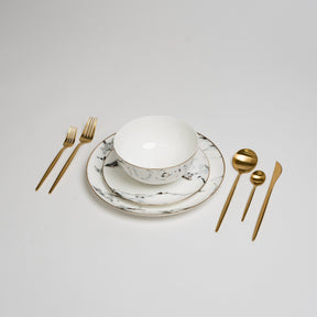 Assiettes en Marbre de Luxe - Élégance Intemporelle pour Votre Table