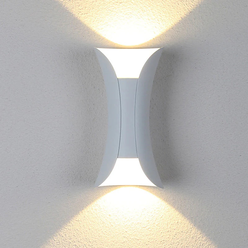 Applique Murale LED Étanche Moderne - Éclairage Élégant pour Extérieur