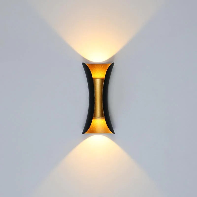 Applique Murale LED Étanche Moderne - Éclairage Élégant pour Extérieur