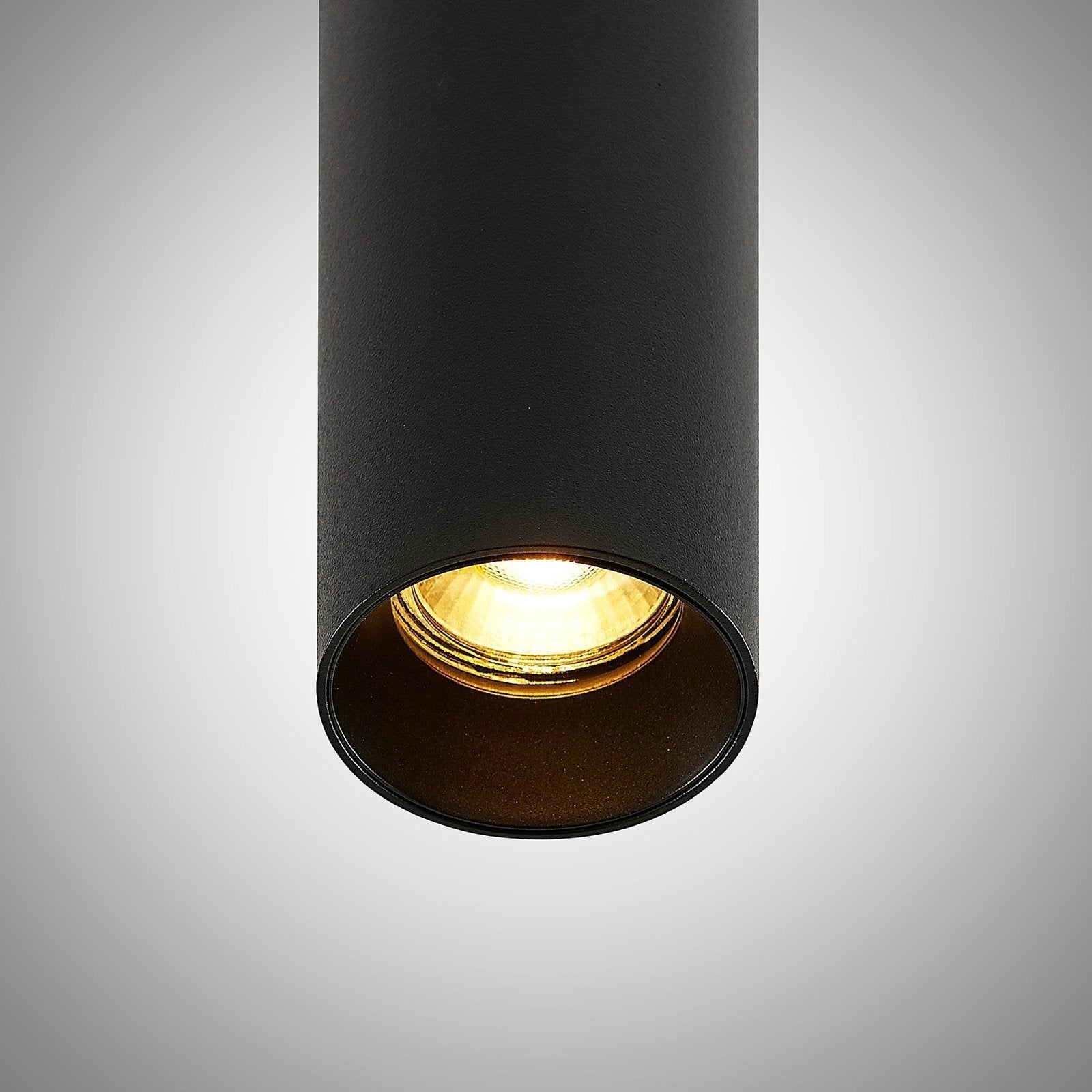 Suspension en Aluminium Noir pour Cuisine - Design Tubulaire Élégant et Durable