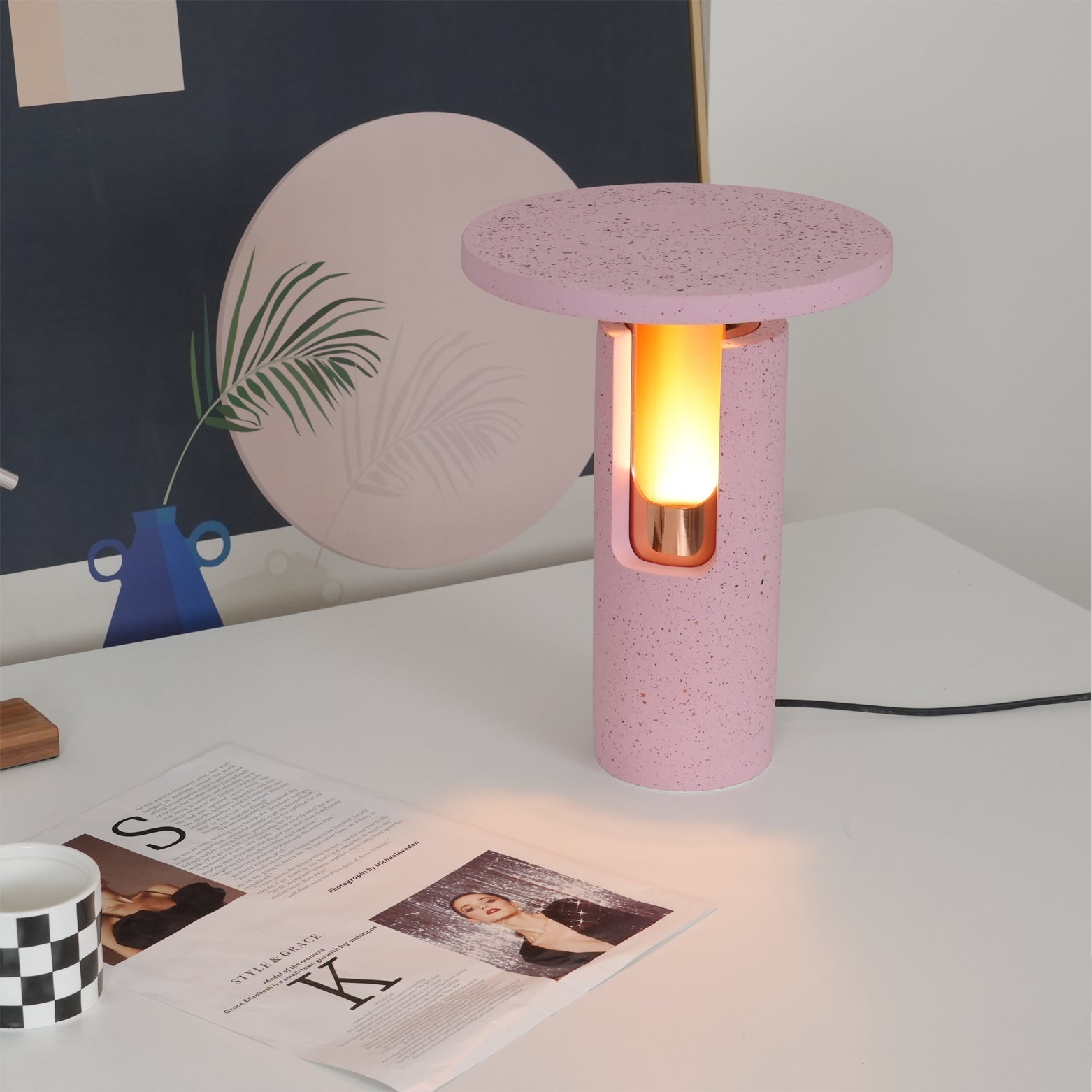 Lampe de Table Ambre - Éclat Chaleureux et Design Moderne