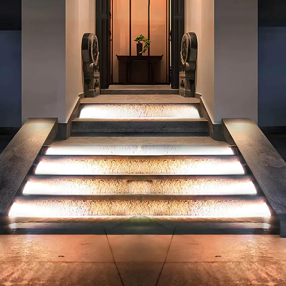 Lampes Solaires pour Escaliers Extérieurs - Éclairage Écologique et Design Élégant
