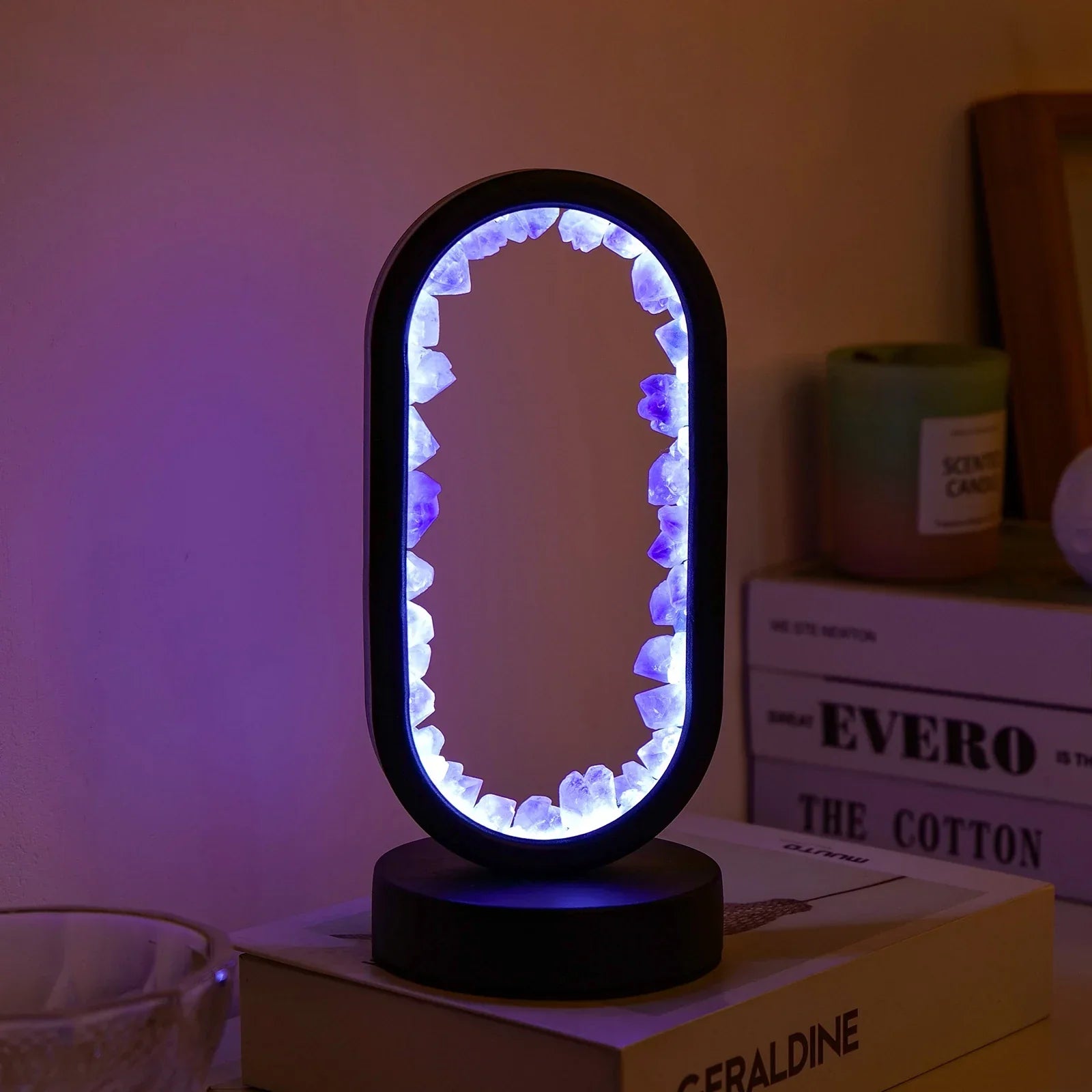Lampe en Améthyste Naturelle - Lueur Apaisante pour Espaces Tranquilles