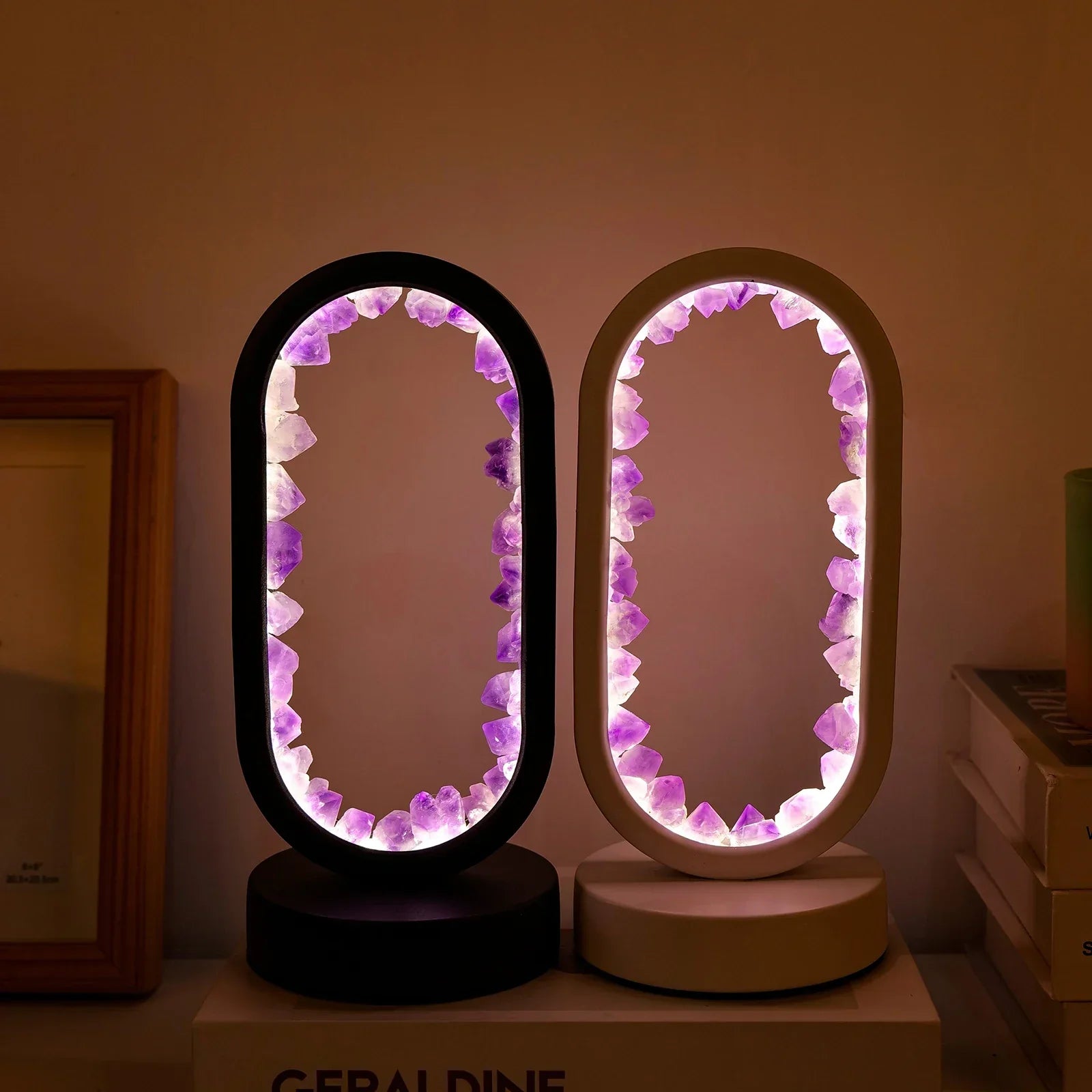Lampe en Améthyste Naturelle - Lueur Apaisante pour Espaces Tranquilles