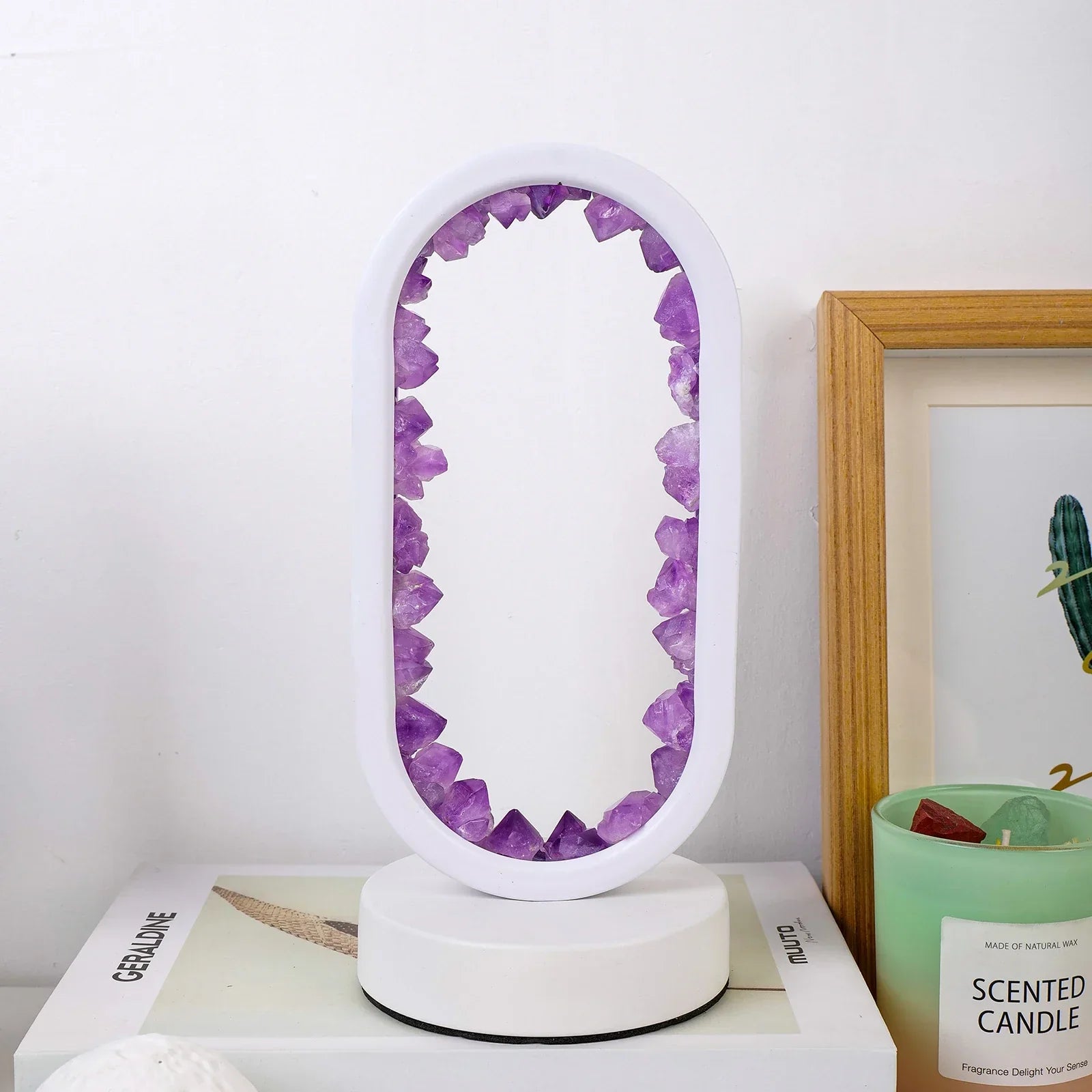 Lampe en Améthyste Naturelle - Lueur Apaisante pour Espaces Tranquilles