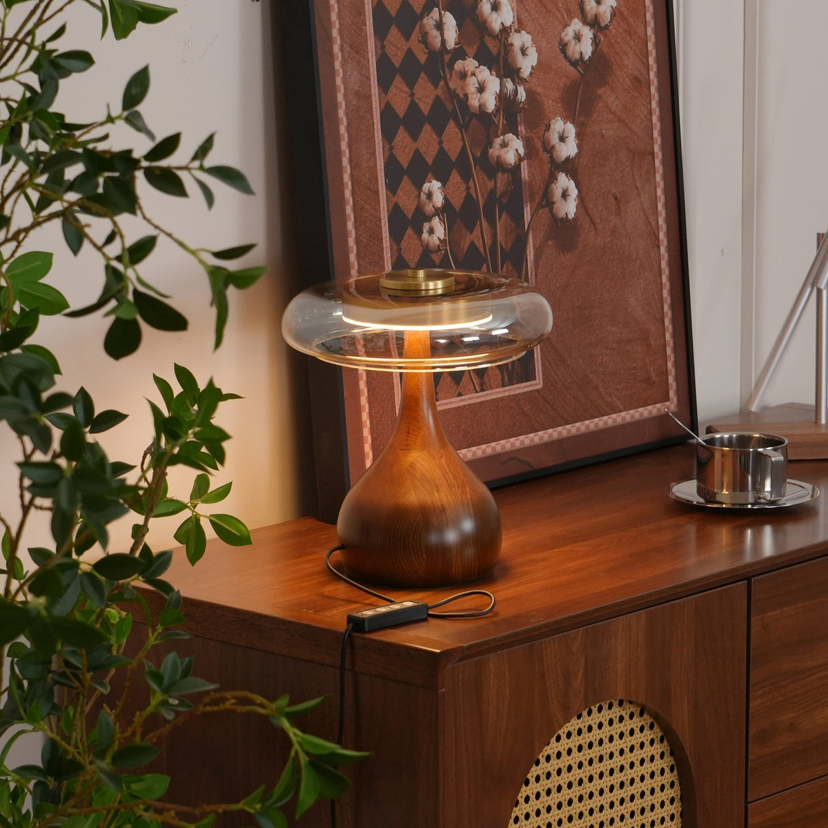 Lampe de Table LED Élégante - Éclairage Réglable et Design Raffiné