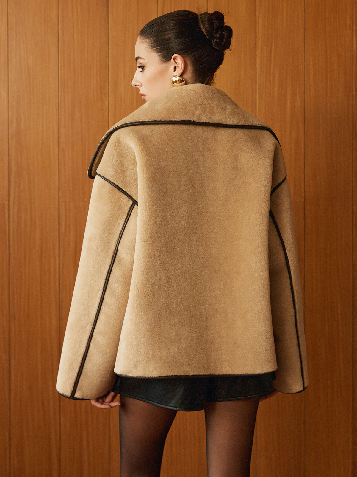 Manteau Long en Minky - Chaud et Élégant avec Piping Contrasté