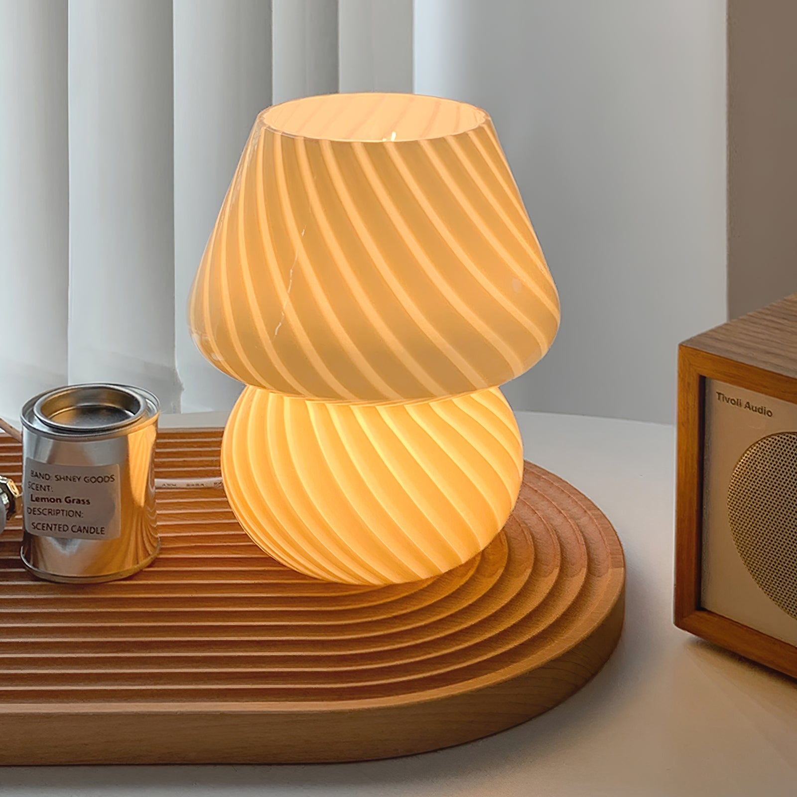 Lampe de Table en Verre Fait Main - Design Vintage et Lueur Douce